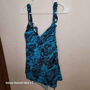 Septangle Plus Size Swim Top Paisley Print